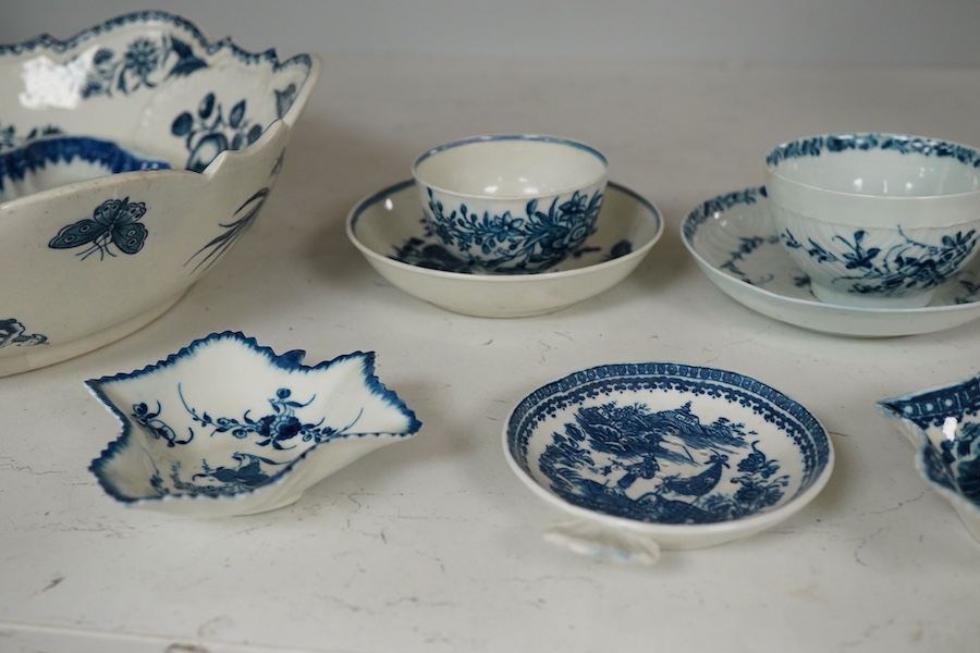 Ten 18th/19th century Worcester and Worcester style items, largest 25cm